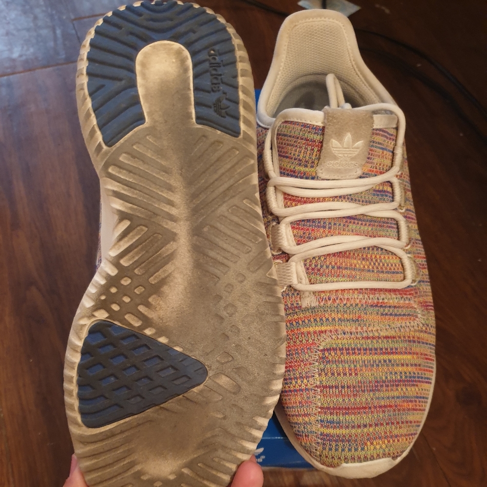 Addidas - Picture 2 of 3